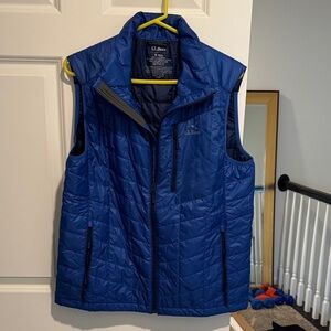 L.L. Bean Men's PrimaLoft Royal Blue Puffer Vest